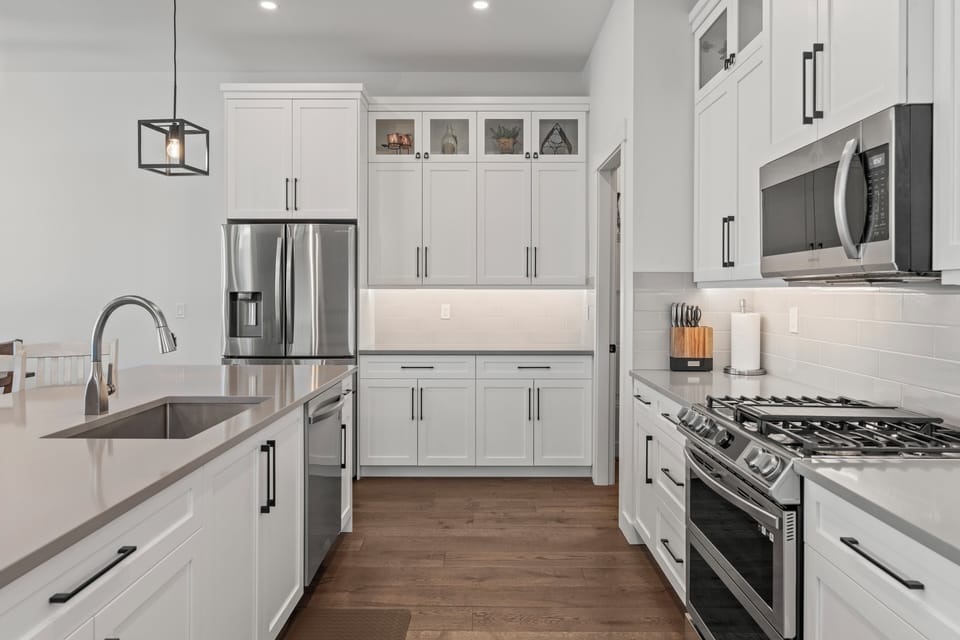 Full Kitchen 