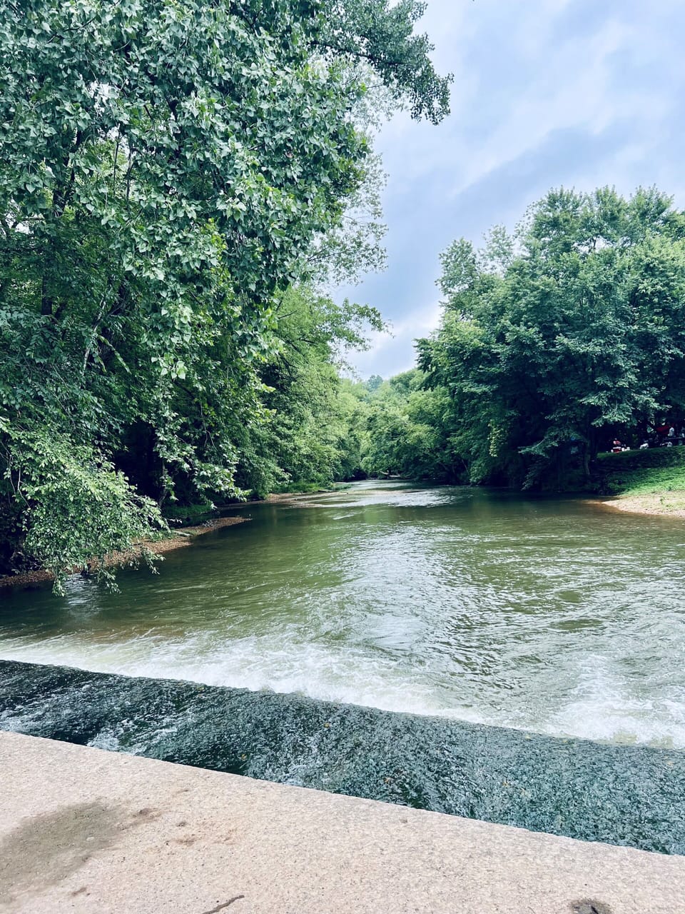 Nearby attractions within minutes!