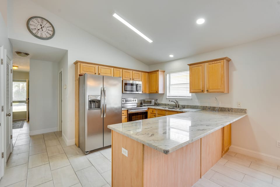 Kitchen | Drip Coffee Maker | Toaster Oven