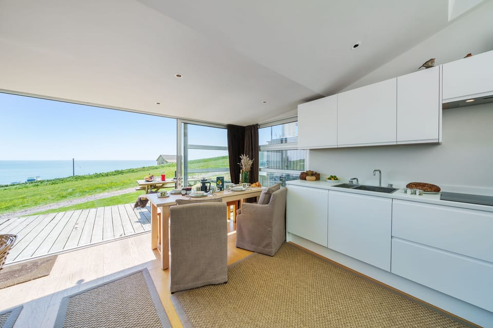 The Billy Shed, Eype: Enjoy the pretty sea views without leaving your holiday home