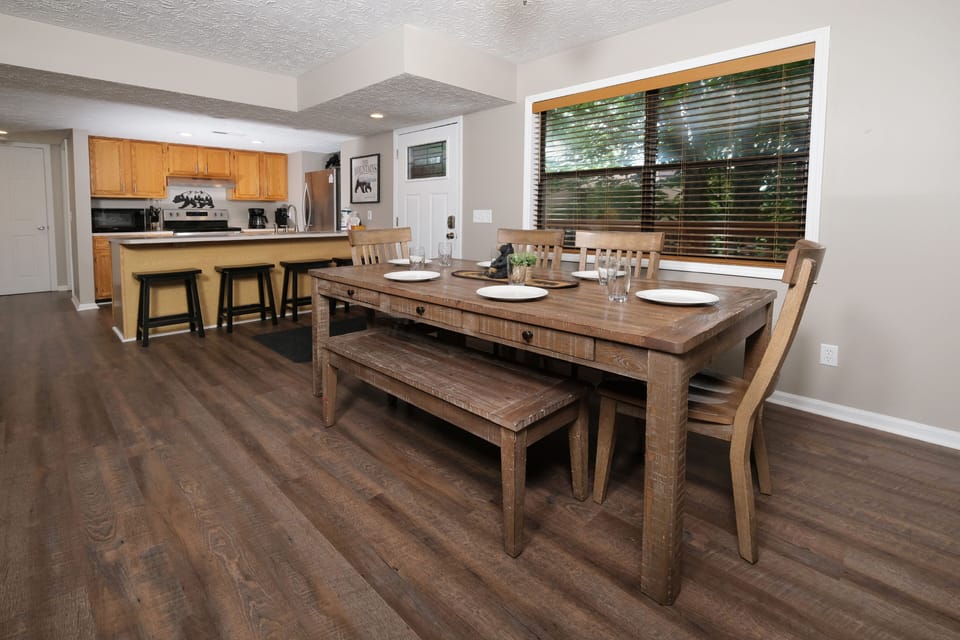 View of dining area and kitchen - View of dining area and kitchen
