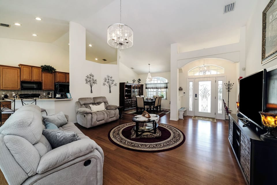 Living room: reclining couches