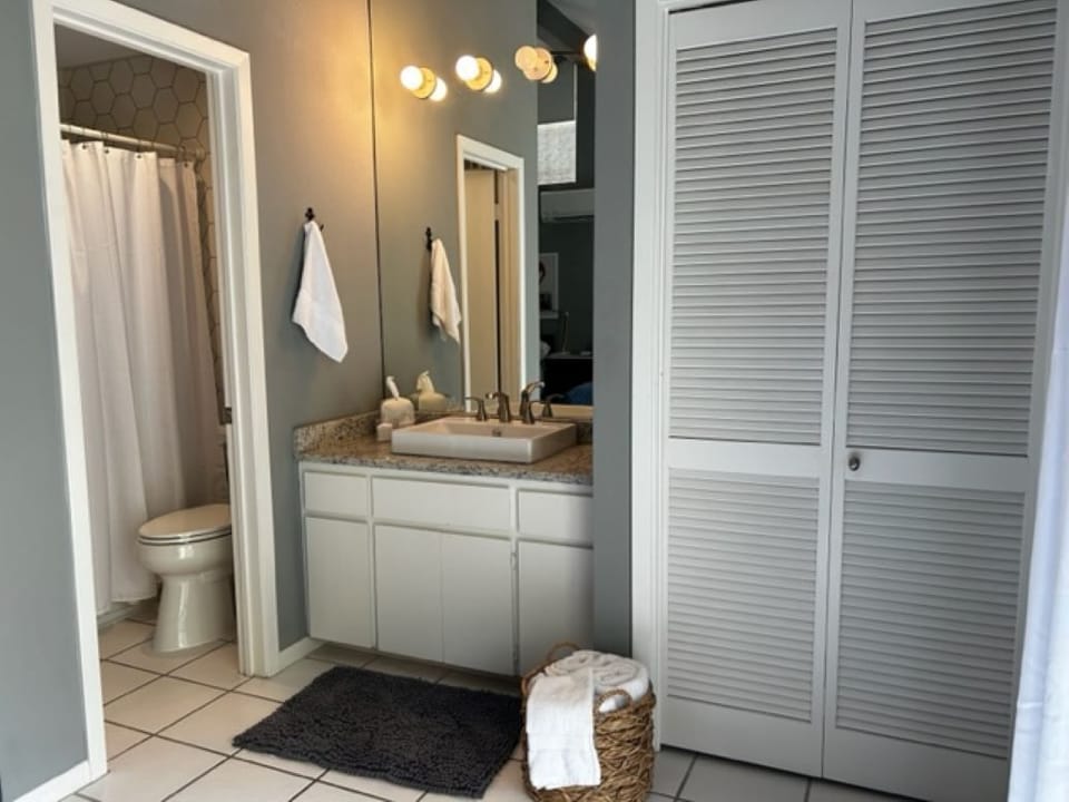 Upstairs bathroom and closet