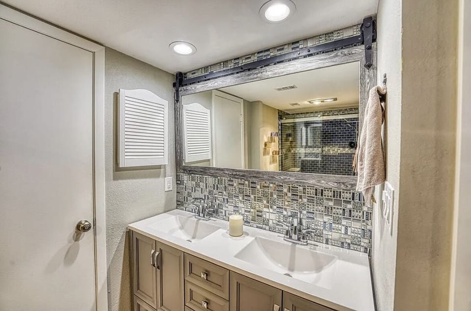 Master bathroom