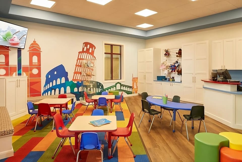 Create happy memories with crafts and games in the kids’ club.