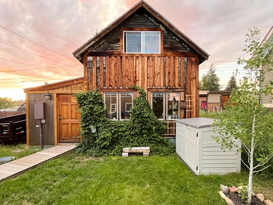 Built in 1888, this cabin has had many incarnations including a stable, a garage, and now, a modern renovated carriage house. 