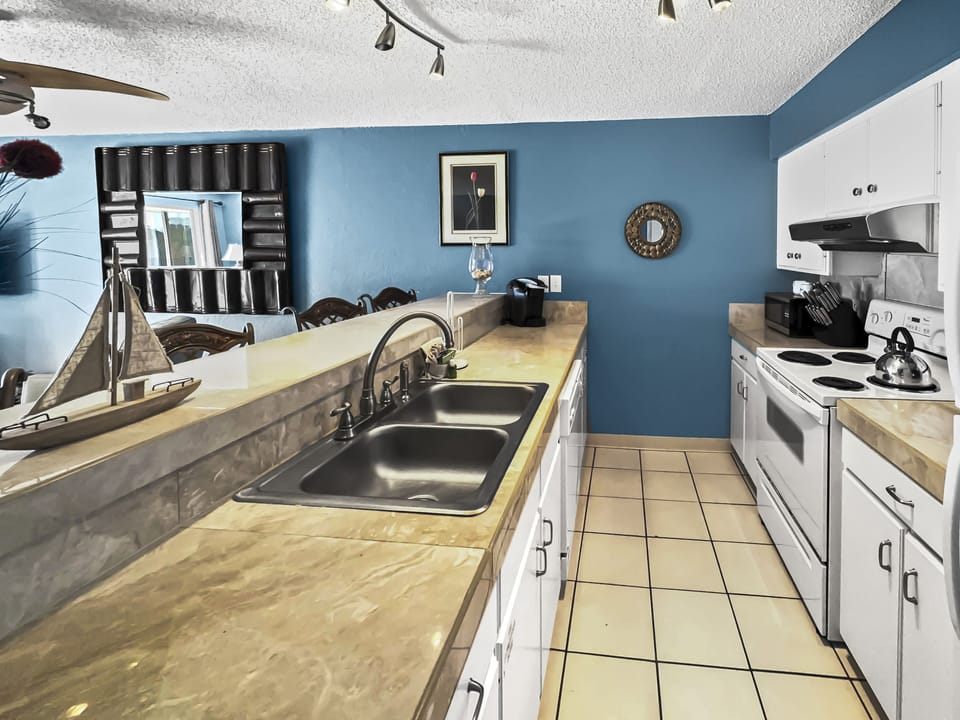Kitchen area