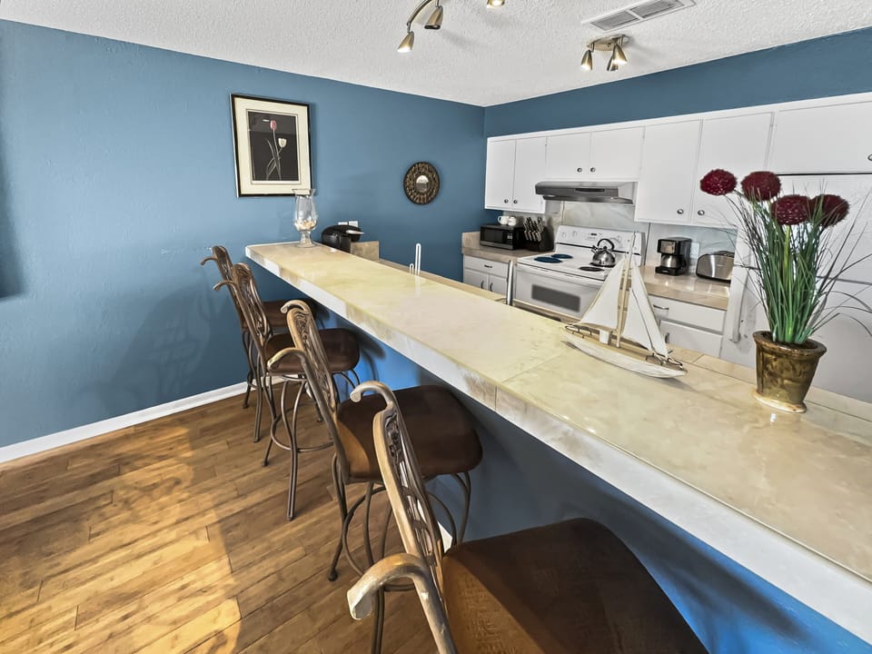 Breakfast Bar