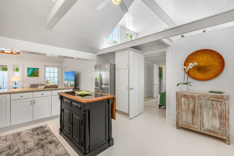 Bright Kitchen