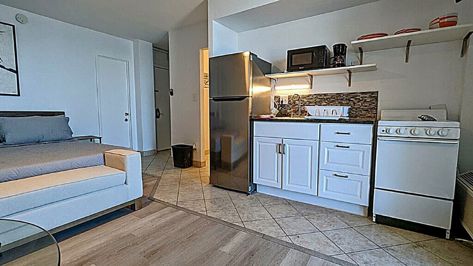 Marble countertop kitchen
New Refrigerator 