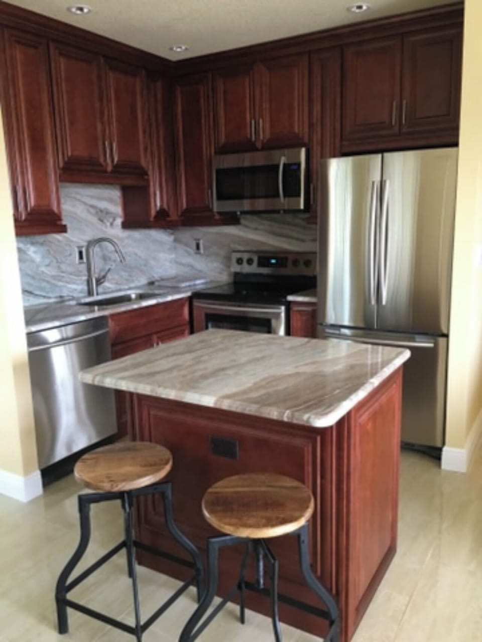 Full Kitchen with all utensils and basic cookware