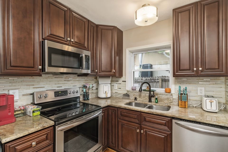 Fully stocked kitchen complete with top of the line appliances.