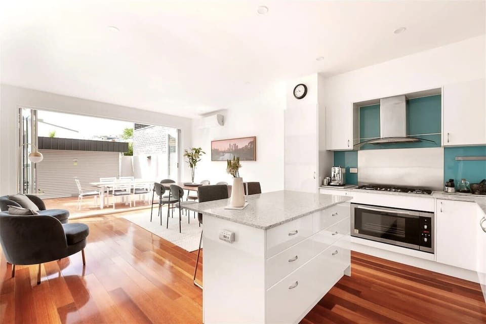 Fully equipped open kitchen