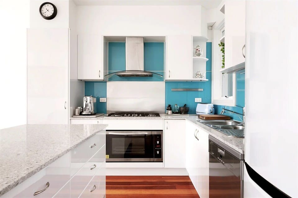 Fully equipped open kitchen