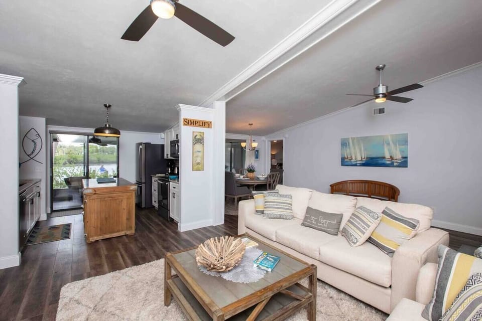 Kitchen off living room and screen in porch