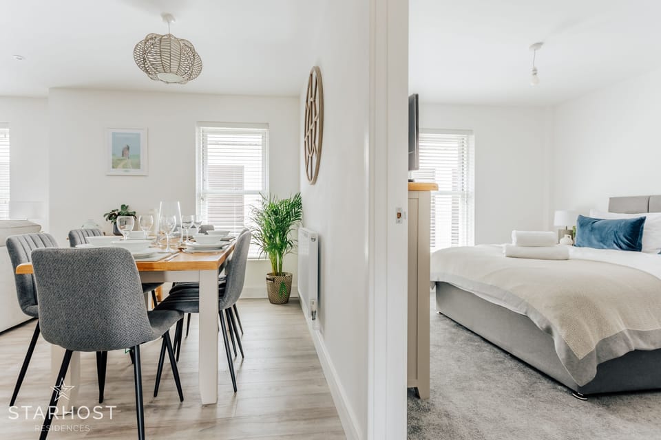 The apartment has small details that create a sense of homeliness