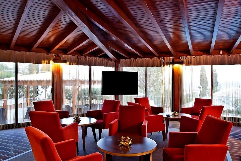 Onsite Restaurant