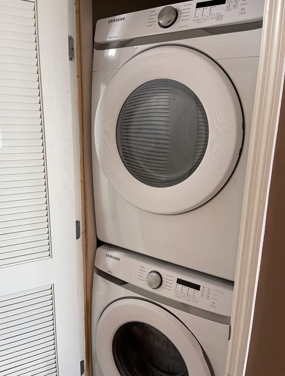 Full size Samsung washer/dryer
