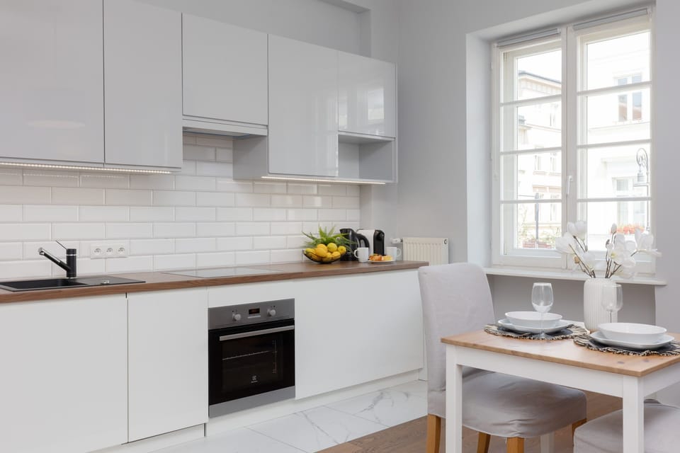 Kitchenette with dining table. 