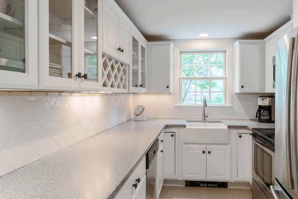 Kitchen Has an Electric Stove