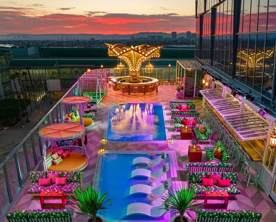 AC Hotel Bar and Lounge - 15 mins