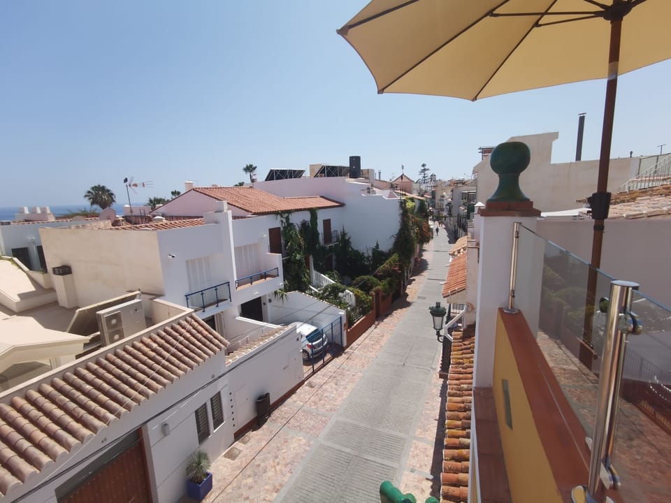 Pedestrian Carabeo street views