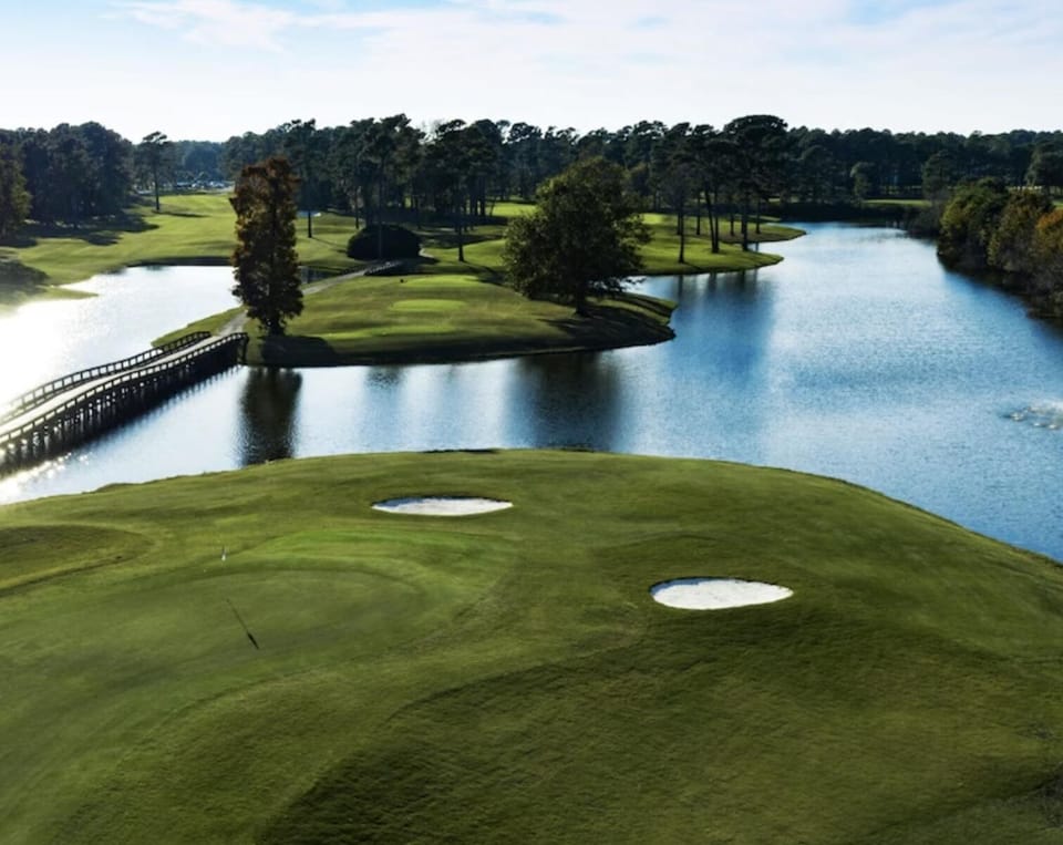Golf packages available