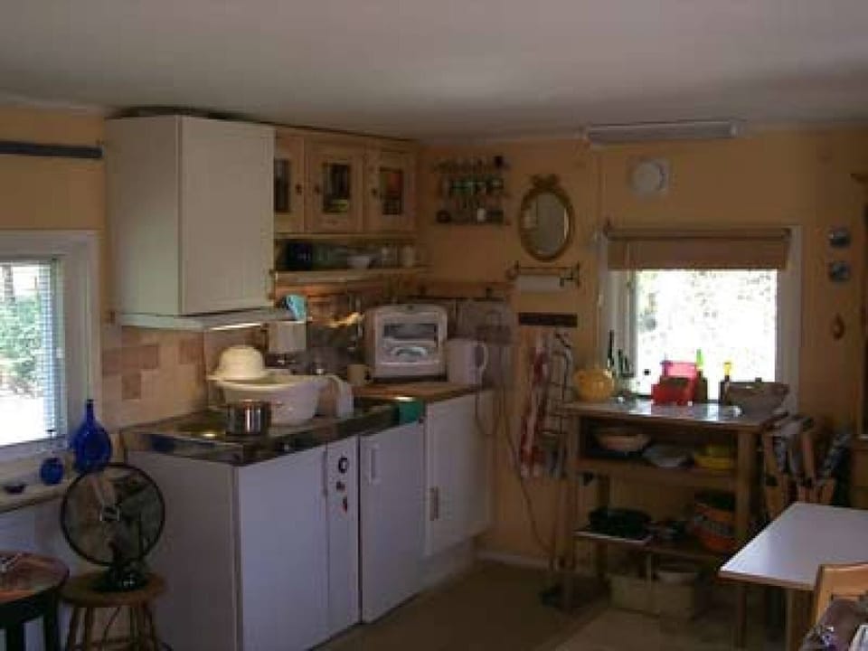 kitchen you can cook here or outside.