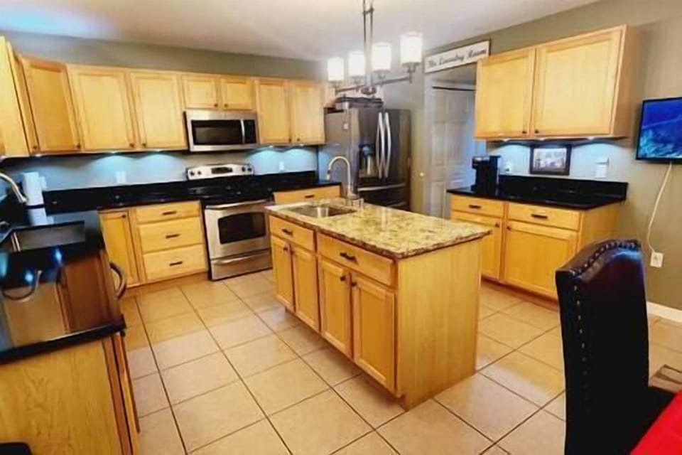 Fully equipped kitchen