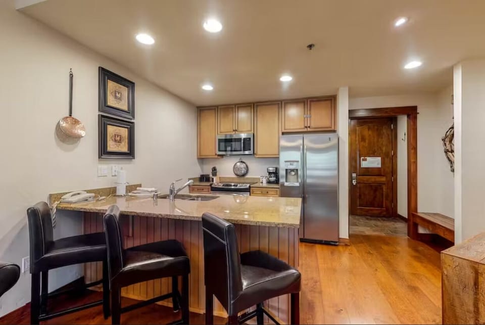 Spacious kitchen with lots of counter space