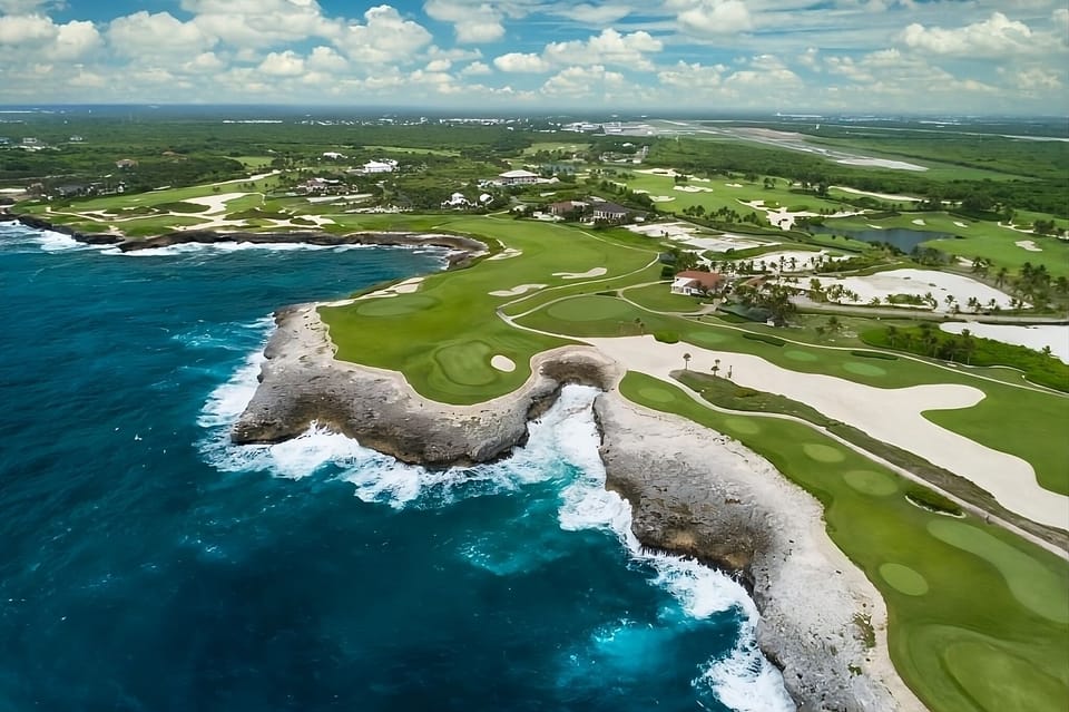 Explore dramatic coastline vistas and world-class greens nearby.