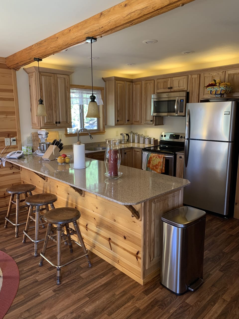 Kitchen Counter w/ Sit down Stools