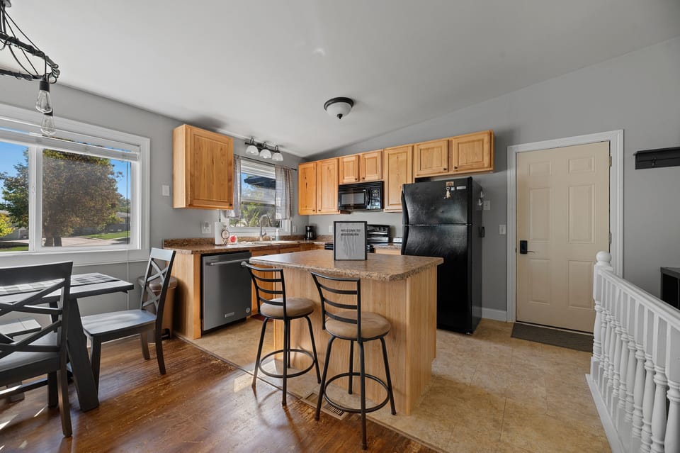 Full kitchen with everything you need