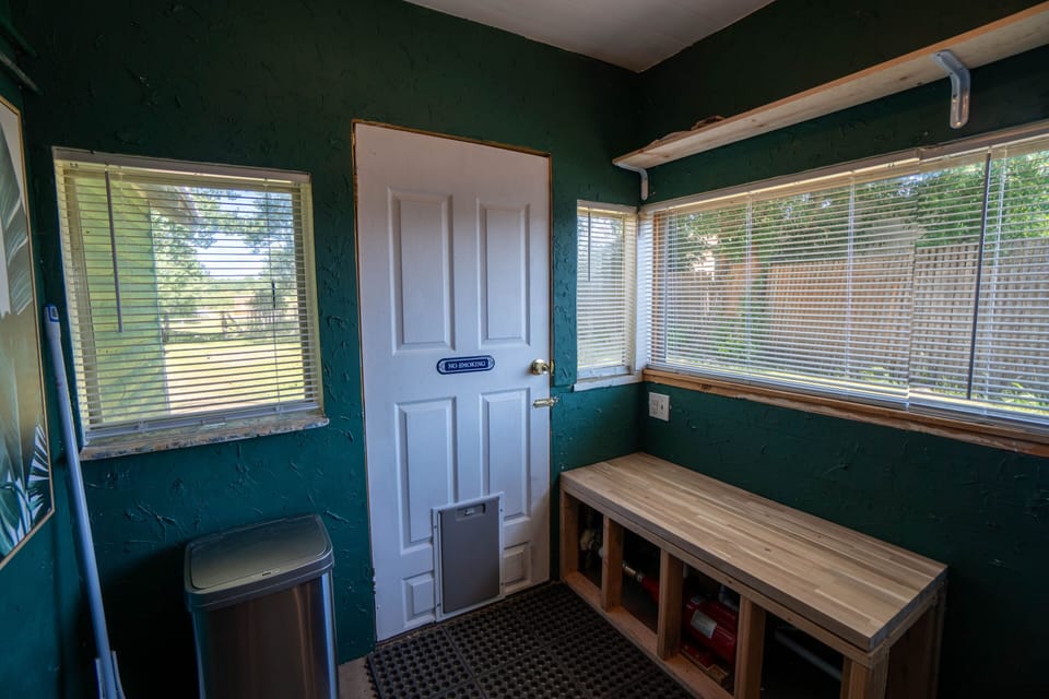 Back Mudroom in between the kitchen and backyard.