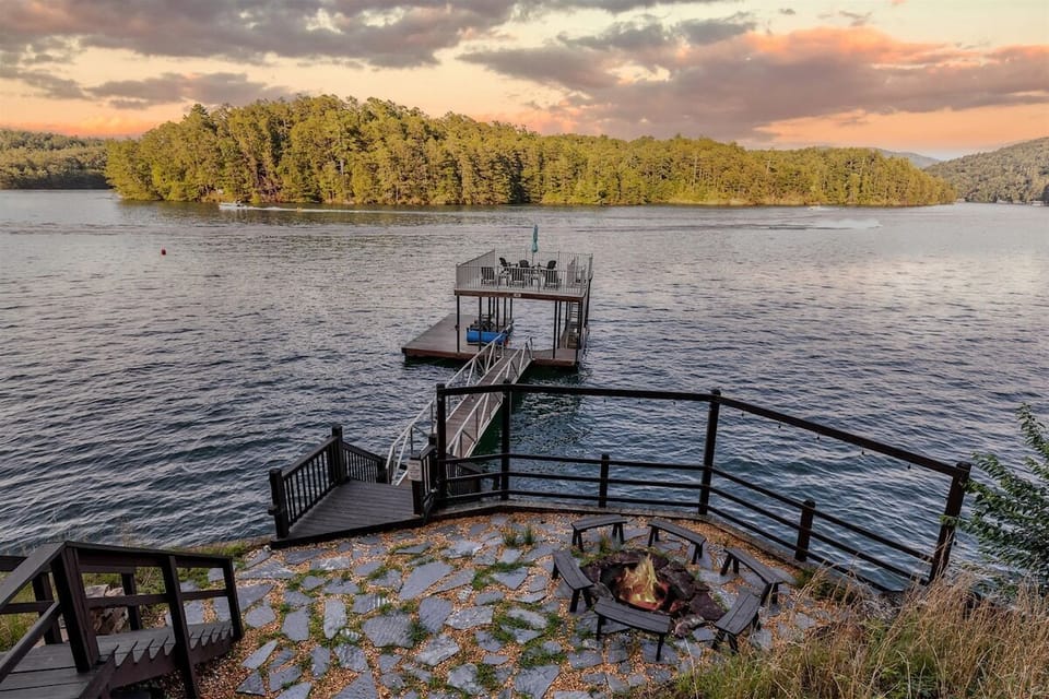 The Perfect Lake Escape