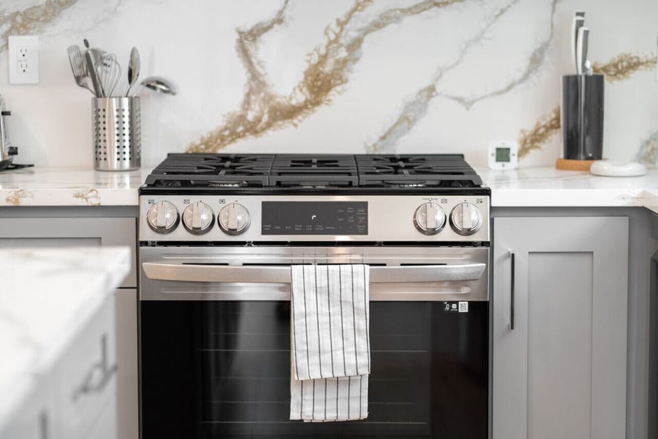 KITCHEN -- View 3D Virtual Tour of the Property Here: https://tinyurl.com/3ssruscr