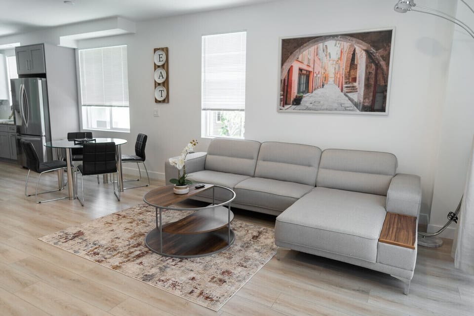 LIVING ROOM -- View 3D Virtual Tour of the Property Here: https://tinyurl.com/3ssruscr