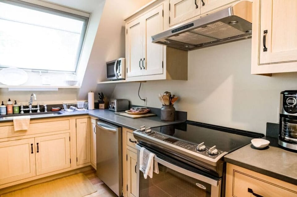 Well appointed kitchen