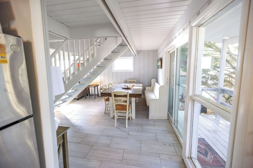 Dining area (1)