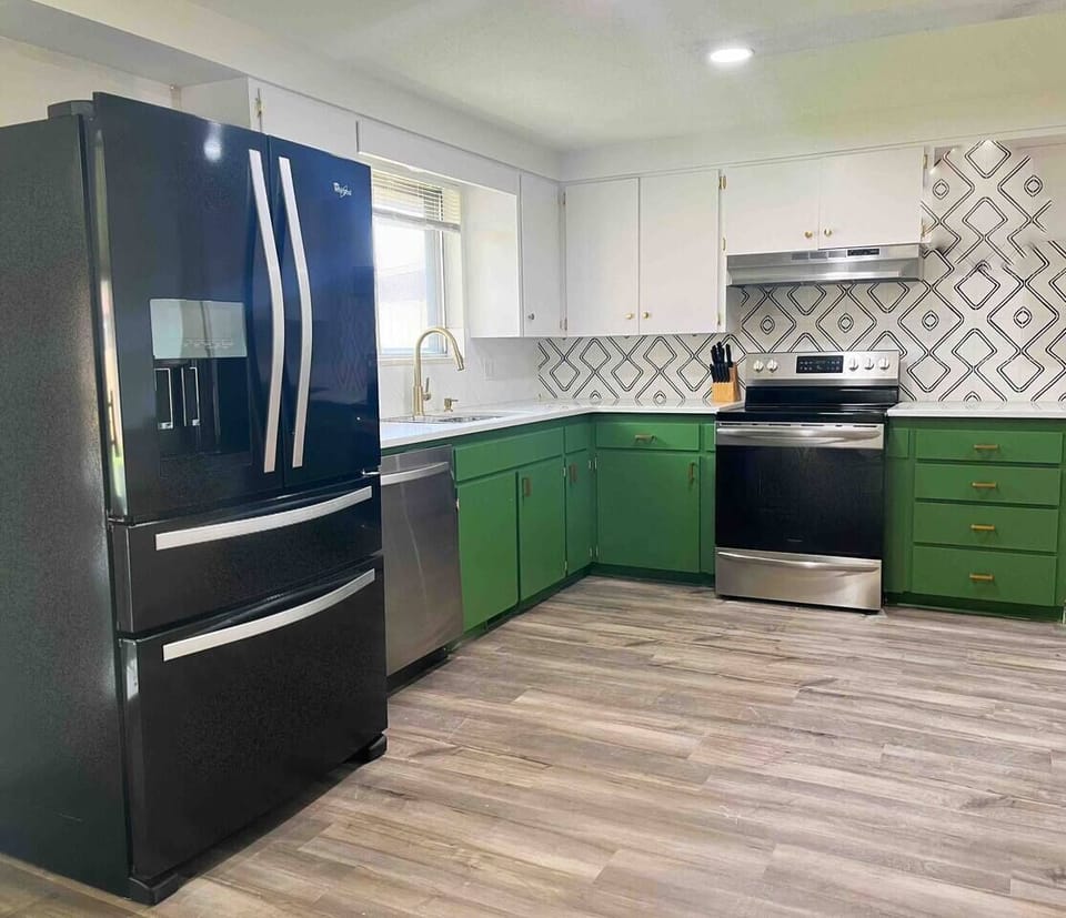 French door refrigerator with built in water/ice dispenser