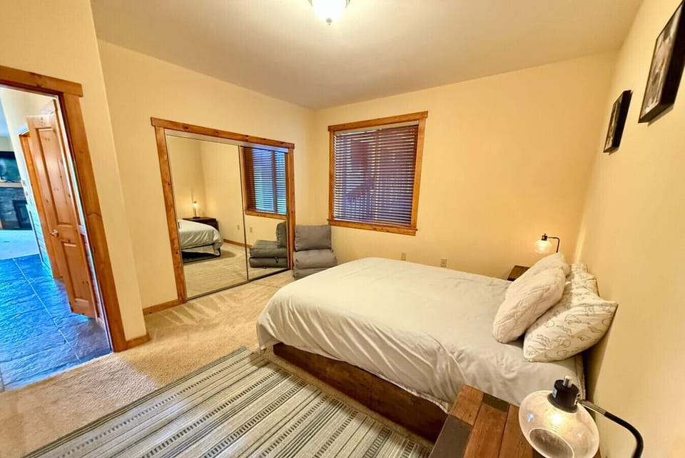 Bedrooom #2