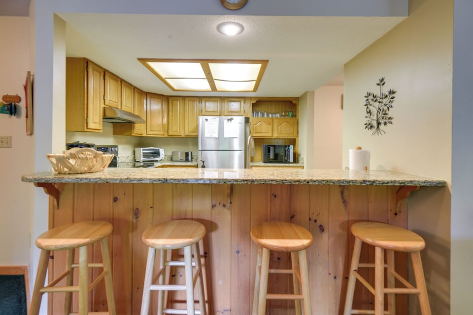 Kitchen | Main Level | Dishwasher | Coffee Maker | Spices