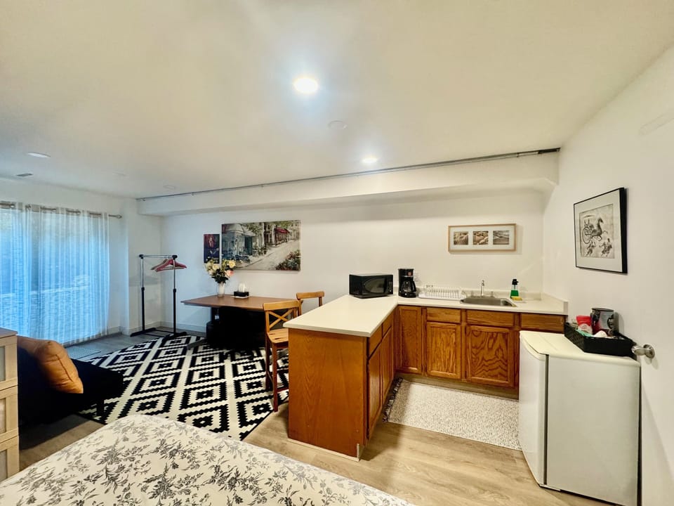 Kitchenette