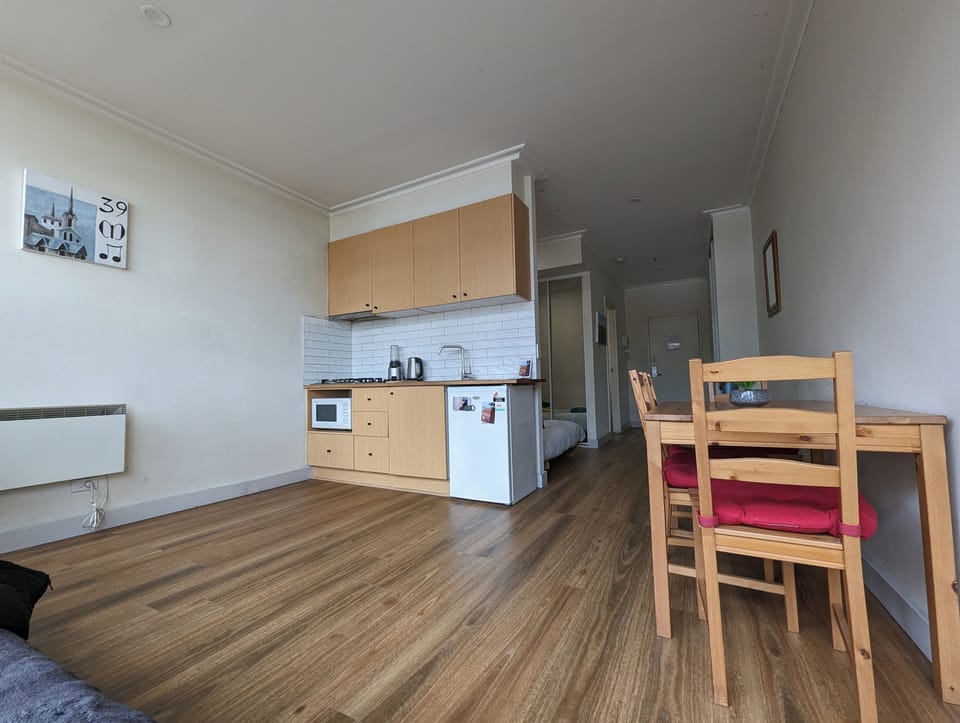 Equipped kitchen 