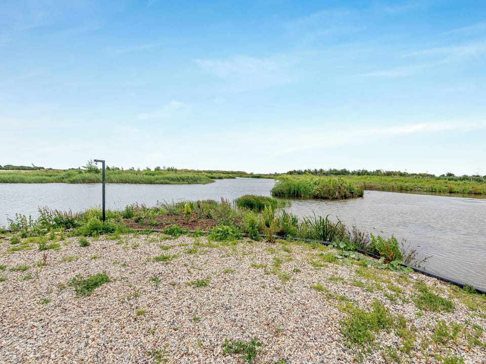 Surrounding area | Lodge 1 - Fieldview Fishery, Saltfleetby