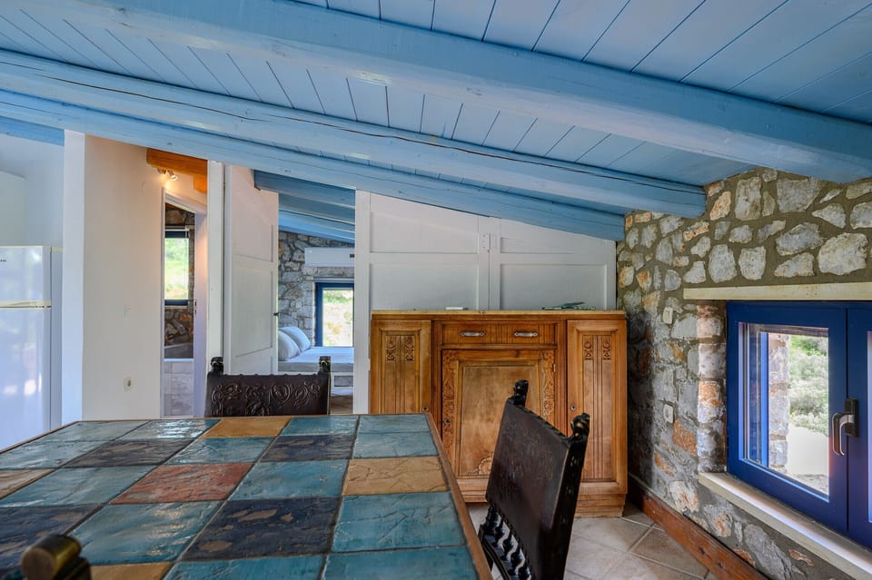 Rozare,serene villa,pool,Near taverns,Crete,Greece