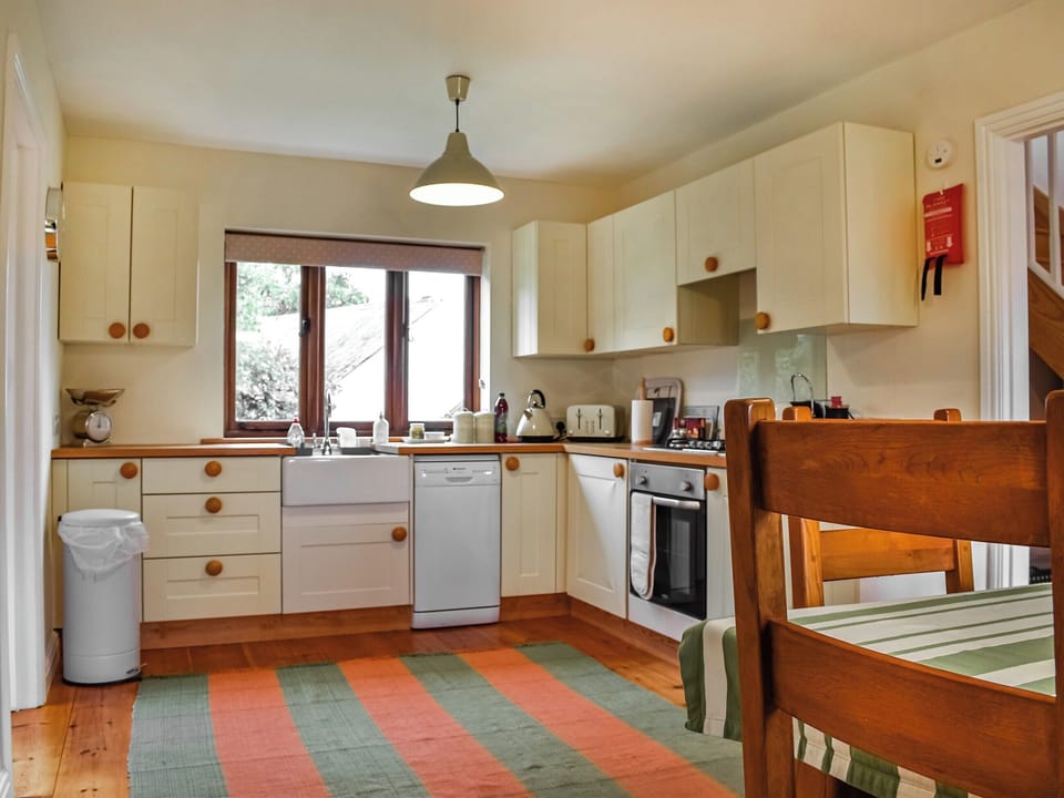 Kitchen | Swift Cottage, Chilton Polden, near Glastonbury