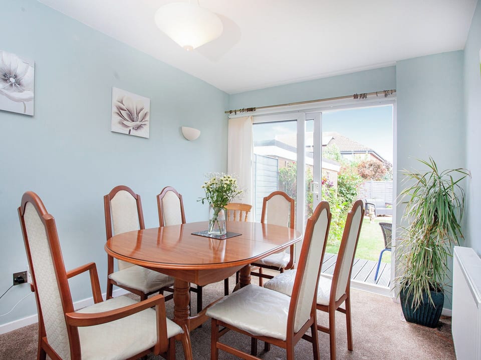 Dining Area | Hookhills Holiday Home, Paignton