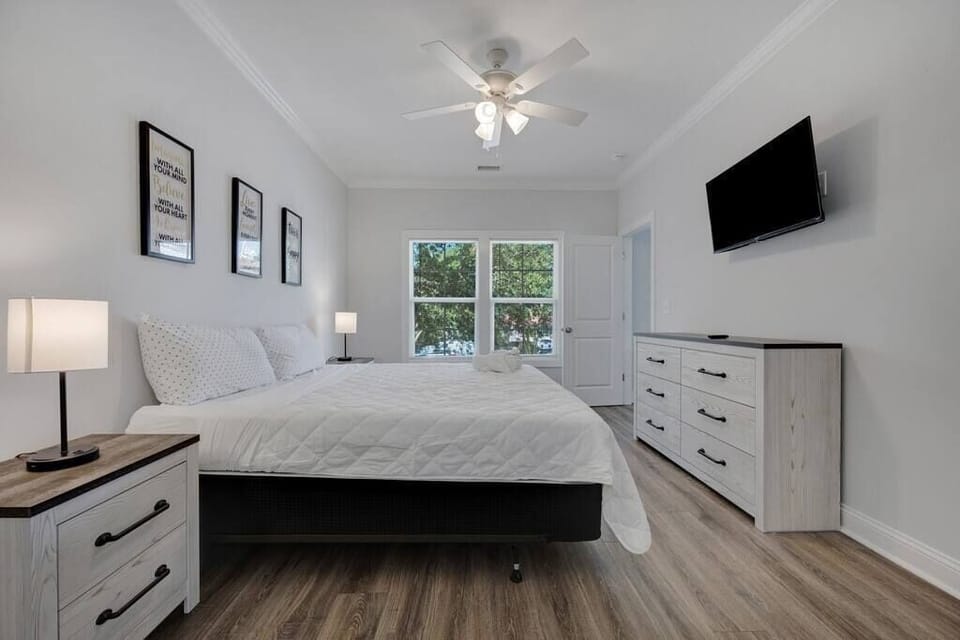 Bedroom with king bed and ensuite full bathroom