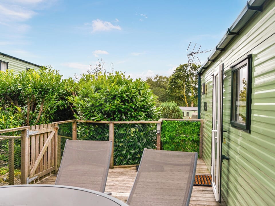 Sitting-out-area | The Beachcomber, Kippford, near Sandyhills